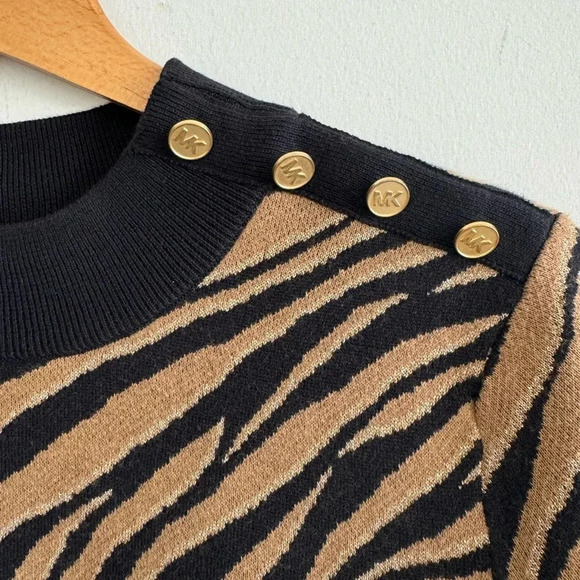 Michael Kors black/tan metallic tiger animal print cropped short sleeve sweater - Picture 3 of 5